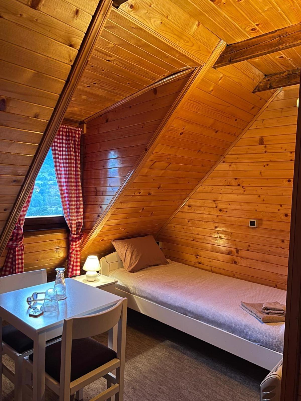 Camp Hotel Lake Views Plav Bagian luar foto