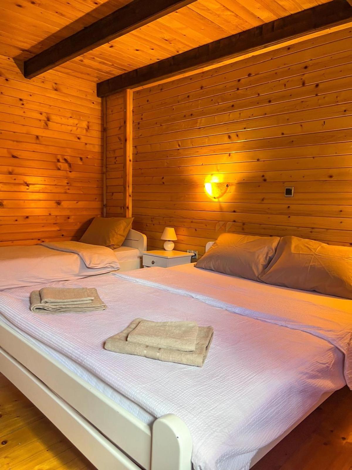 Camp Hotel Lake Views Plav Bagian luar foto